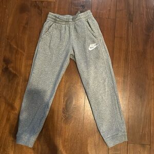Nike Boys Sweatpants size M 80% Cotton/20% Polyester